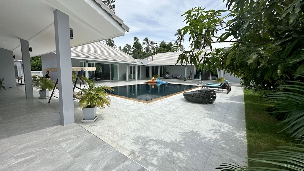 Koh Samui 4 Bedroom Villa Terrace Space