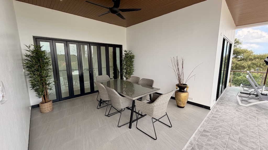 Koh Samui 5 Bedroom Property Balcony Seating