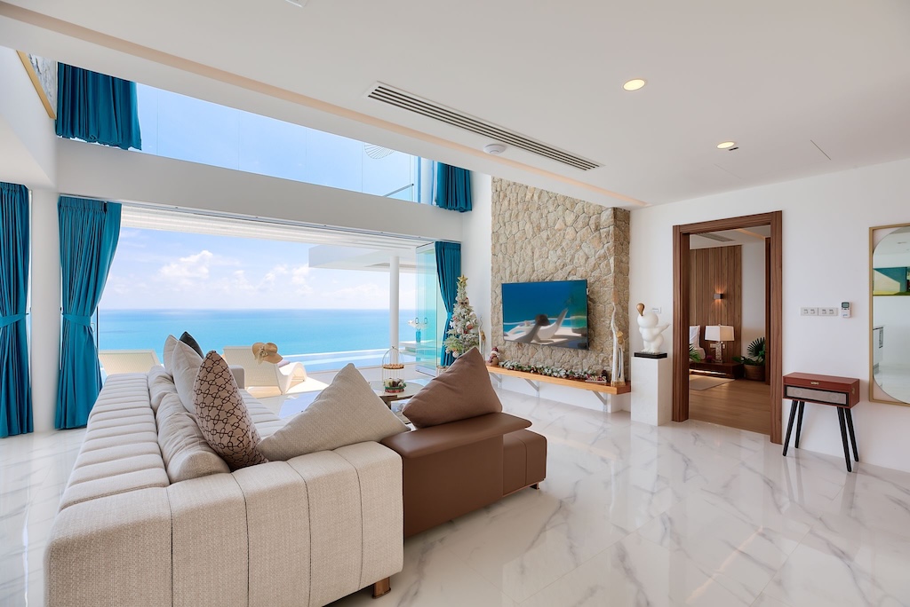 Koh Samui 5 Bedroom Property For Sale Lounge