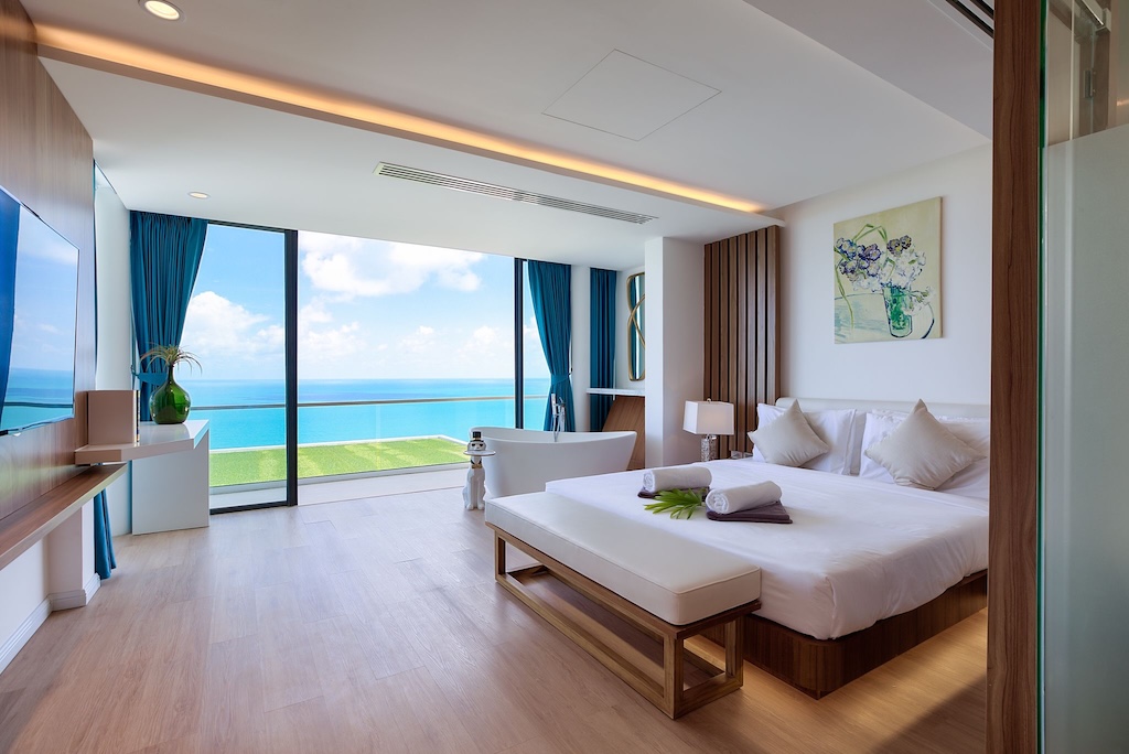 Koh Samui 5 Bedroom Property For Sale bedroom