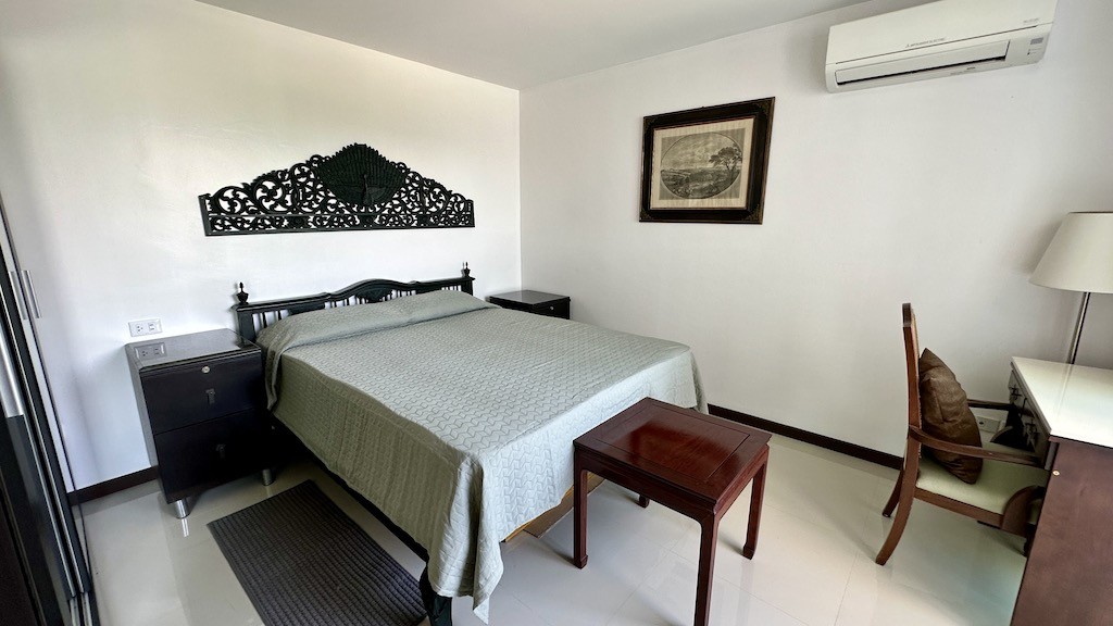 Koh Samui Apartment Building Bedroom