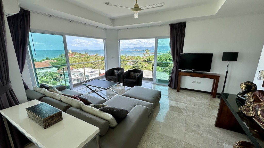Koh Samui Apartment Building Lounge