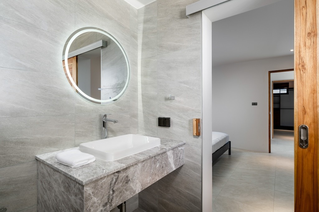 Koh Samui Apartments Bathroom 2