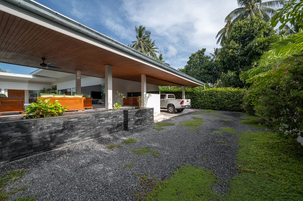 Koh Samui Bang Kao Property Parking
