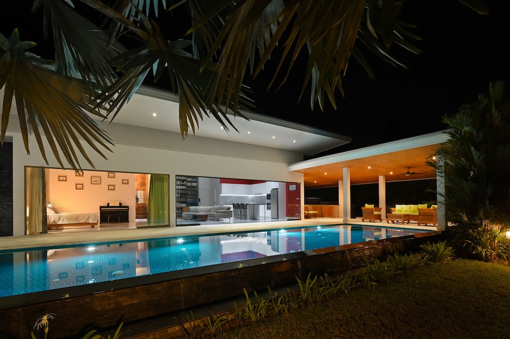 Koh Samui Bang Kao Property Exterior Night