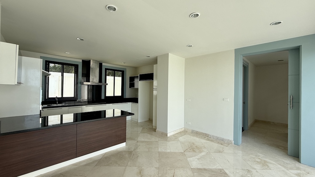 Koh Samui Bang Po House For Sale Dining