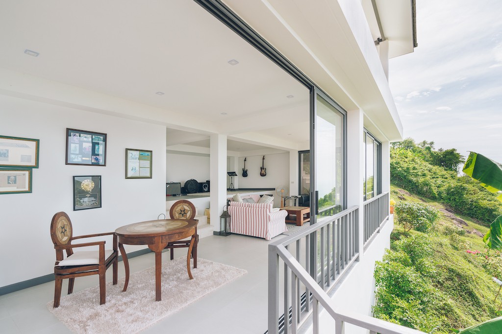 Koh Samui BAng Po Villa For Sale Lounge 2