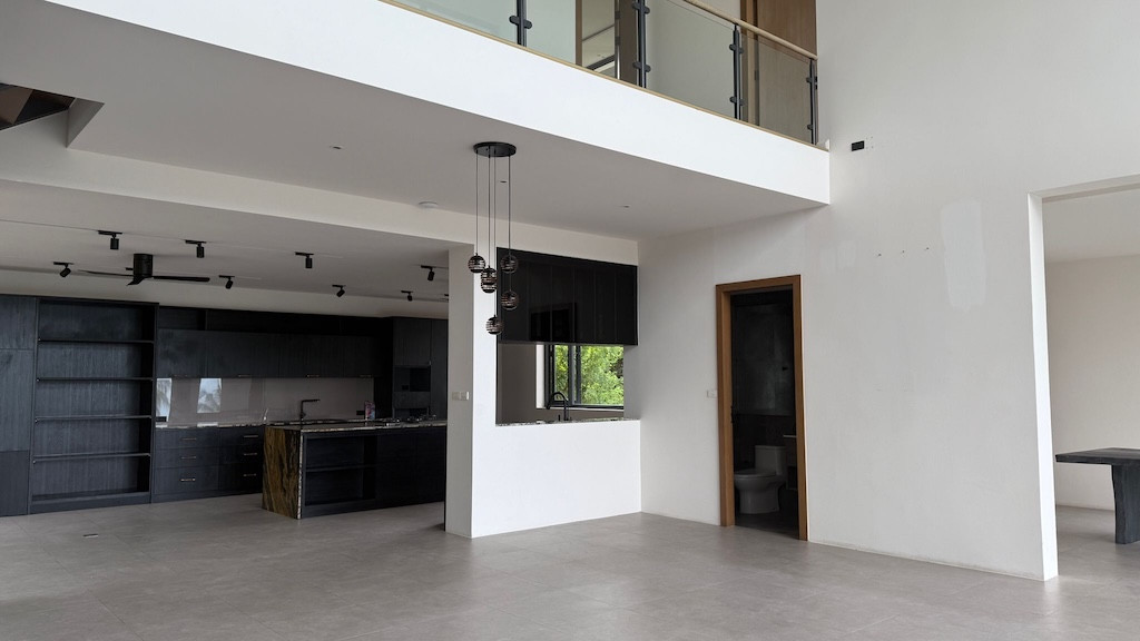 Koh Samui Bangrak Villa For Sale Living Area