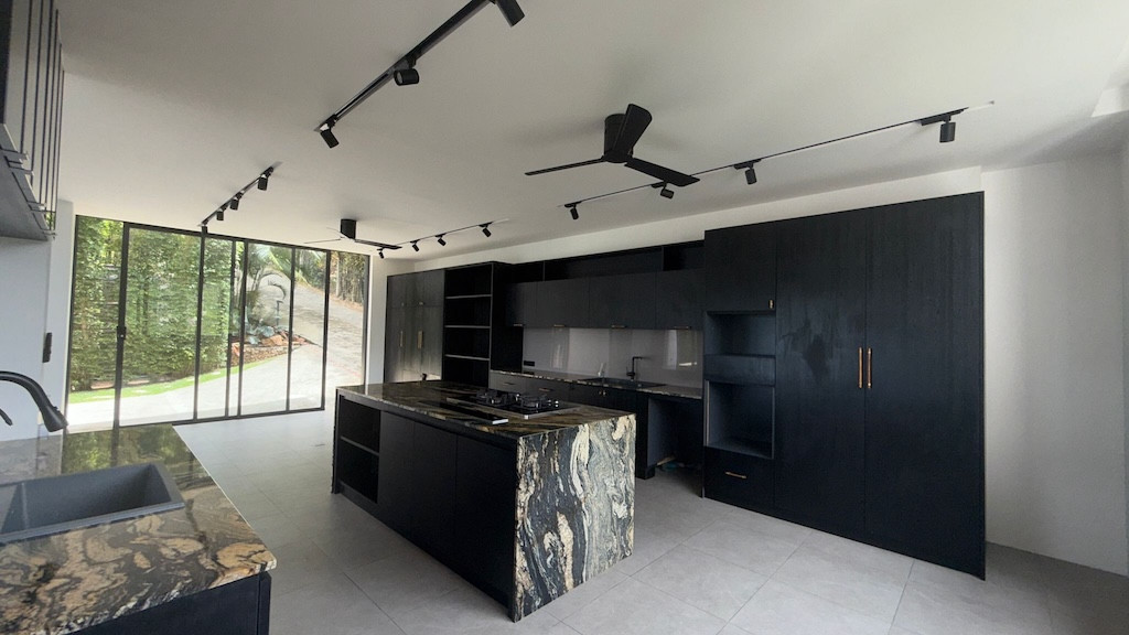 Koh Samui Bangrak Villa For Sale Kitchen