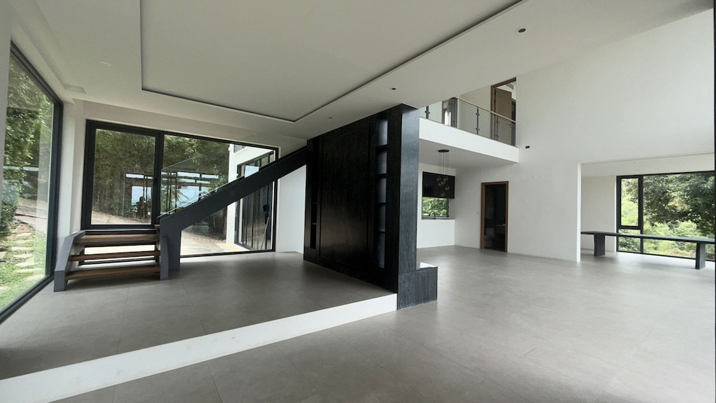 Koh Samui Bangrak Villa For Sale Living Space