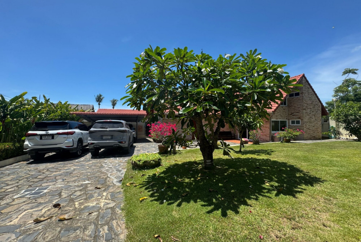 Koh Samui Beach Villa For Sale Garden