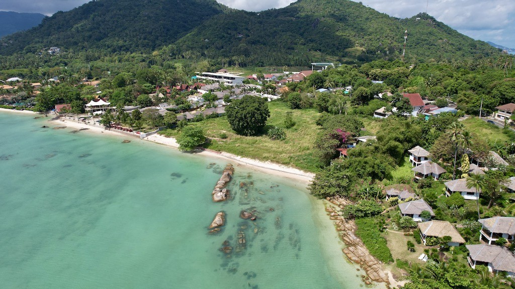 Koh Samui Beachfront Land Rock Formations