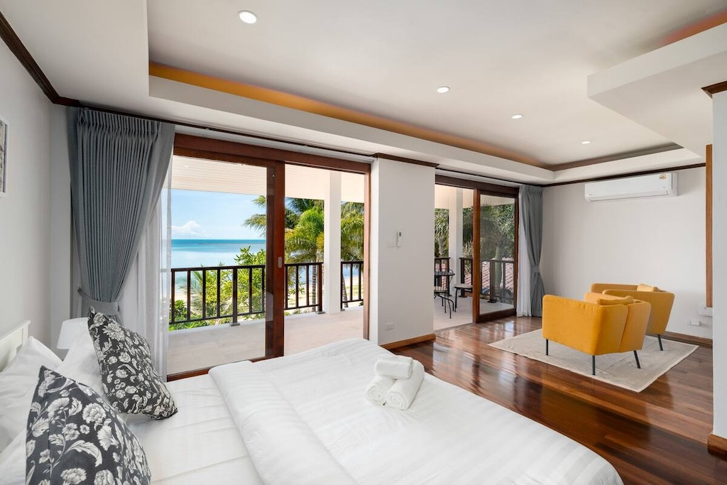 Koh Samui Beachfront Residence Bedroom