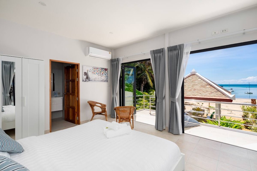 Koh Samui Beachfront Residence Bedroom