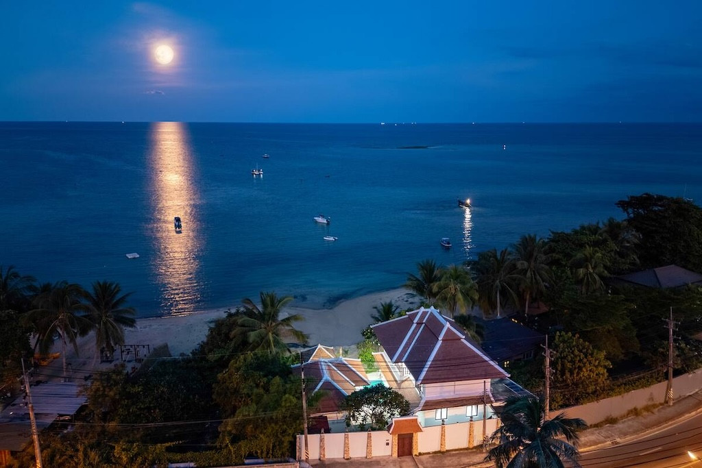 Koh Samui Beachfront Residence Night View