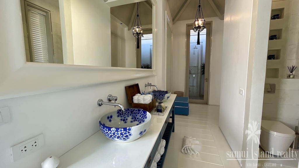 Koh Samui Beachfront Villa chaweng Bathroom