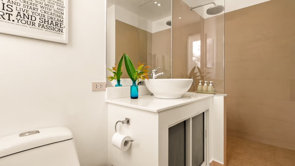 Koh Samui Beachfront Villa For Sale In Hua Thanon Bathroom
