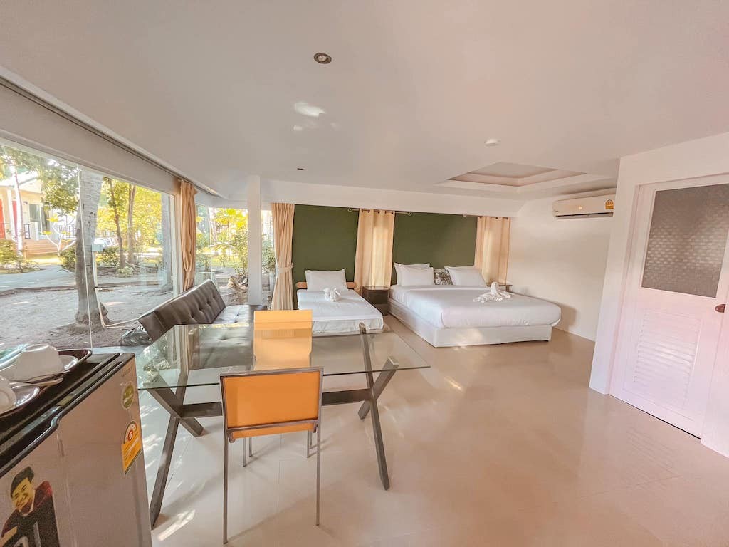 Koh Samui beachfront resort bedroom 2