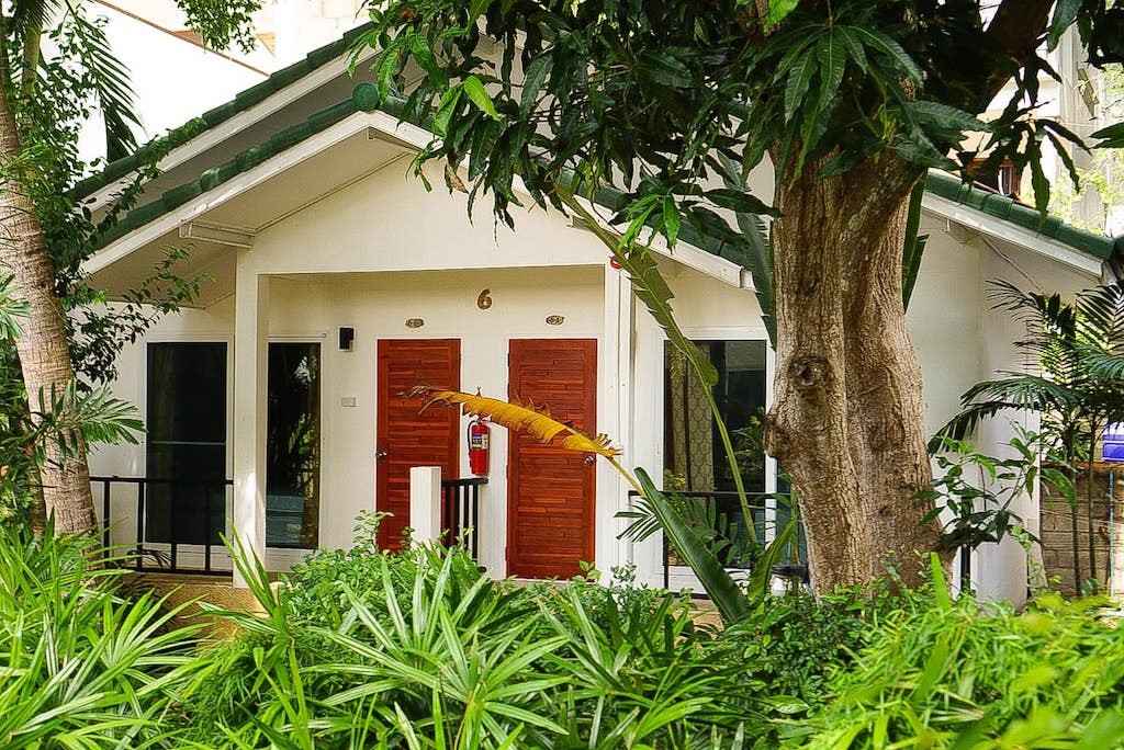 Koh Samui beachfront resort bungalow