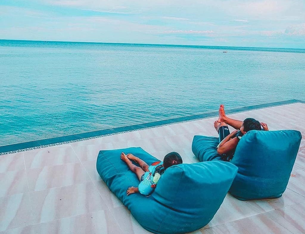 Koh Samui Beachfront resort loungers
