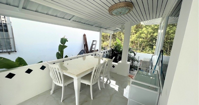 Koh Samui Beachside Property For Sale Covered Terrace