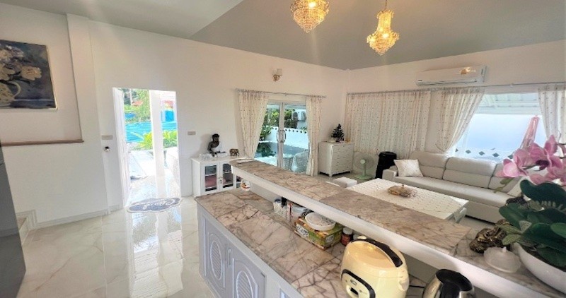 Koh Samui Beachside Property For Sale Interior