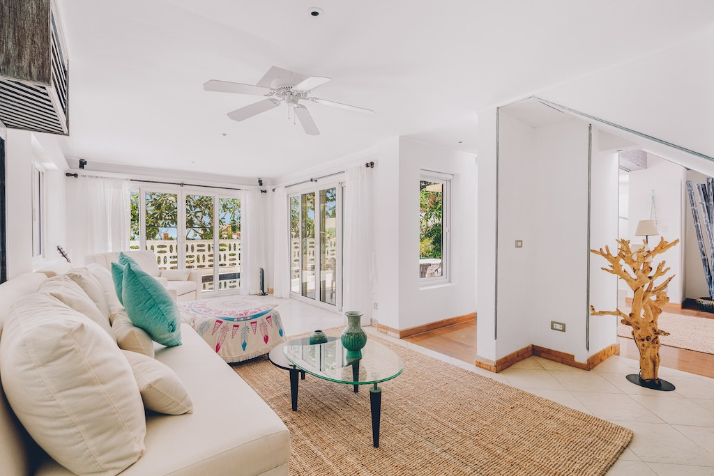 Koh Samui Beachside Villa Lounge