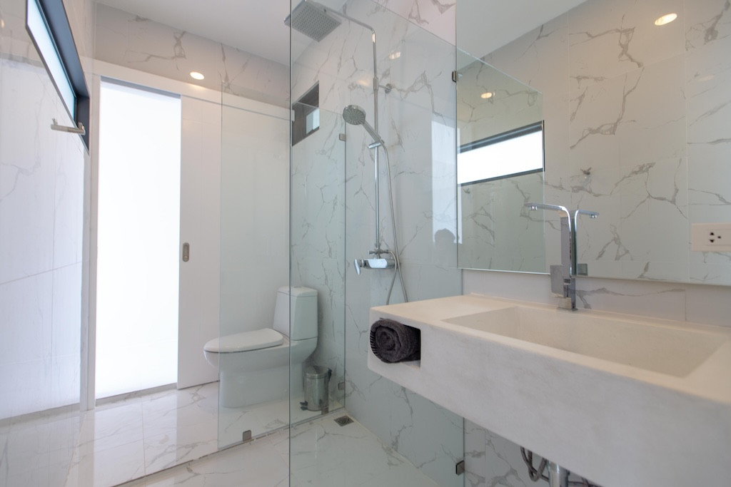 Koh Samui Bophut Property For Sale Bathroom