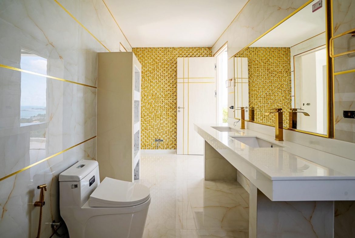 Koh Samui Contemporary Modern Villa Bathroom