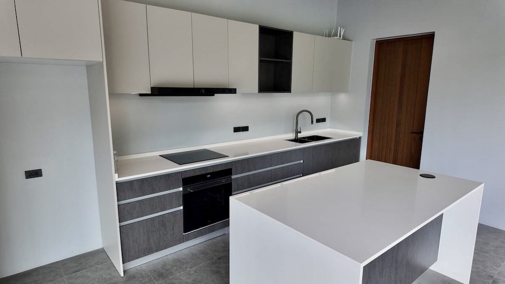 Koh Samui Contemporary Pool Villas Kitchen