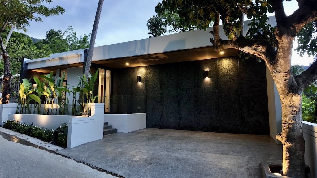 Koh Samui Contemporary Pool Villas Parking