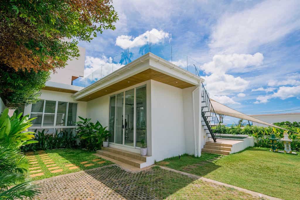 Koh Samui Dream Property Parking