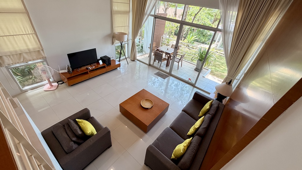 Koh Samui Freehold Apartment For Sale Lounge