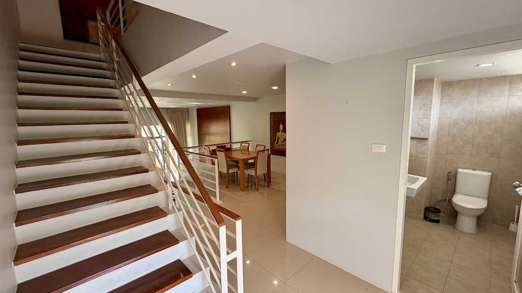 Koh Samui Freehold Apartment For Sale Stairs