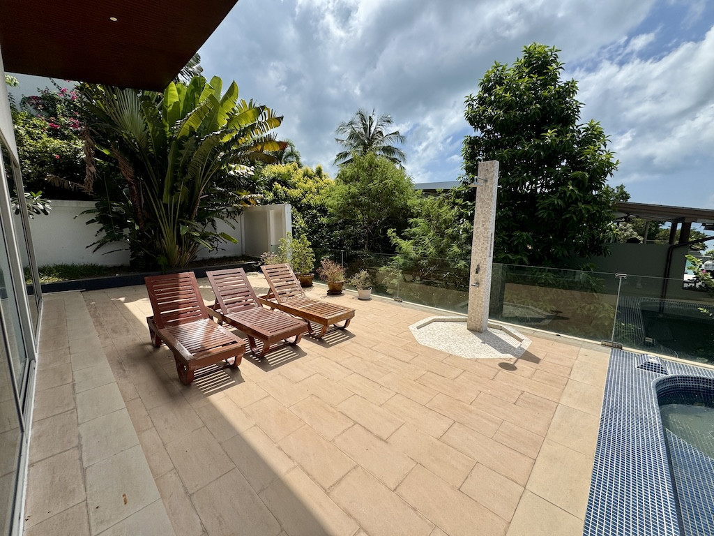 Koh Samui Holiday Home For Sale Terrace