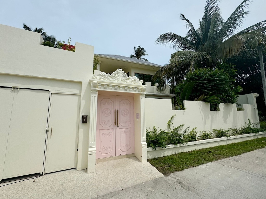 Koh Samui Laem Sor Villa Entrance