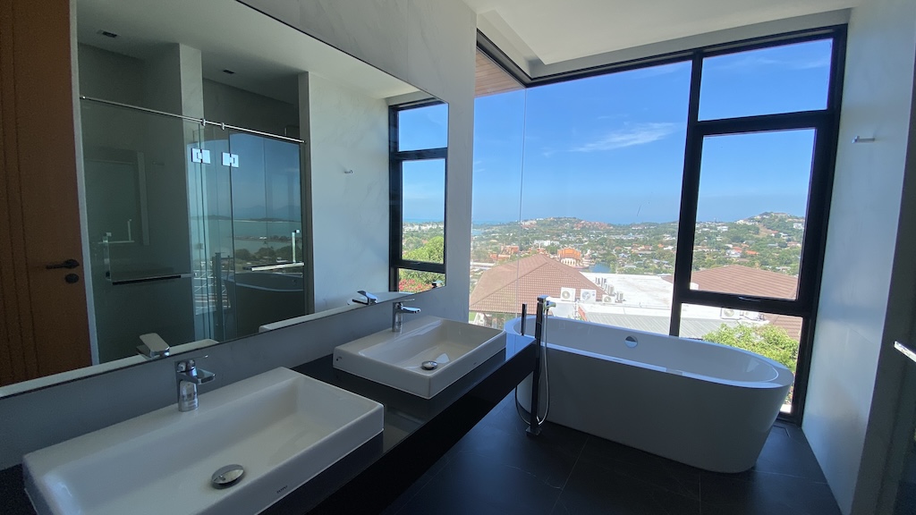 Koh Samui Luxury Plai Laem Villa Bathroom