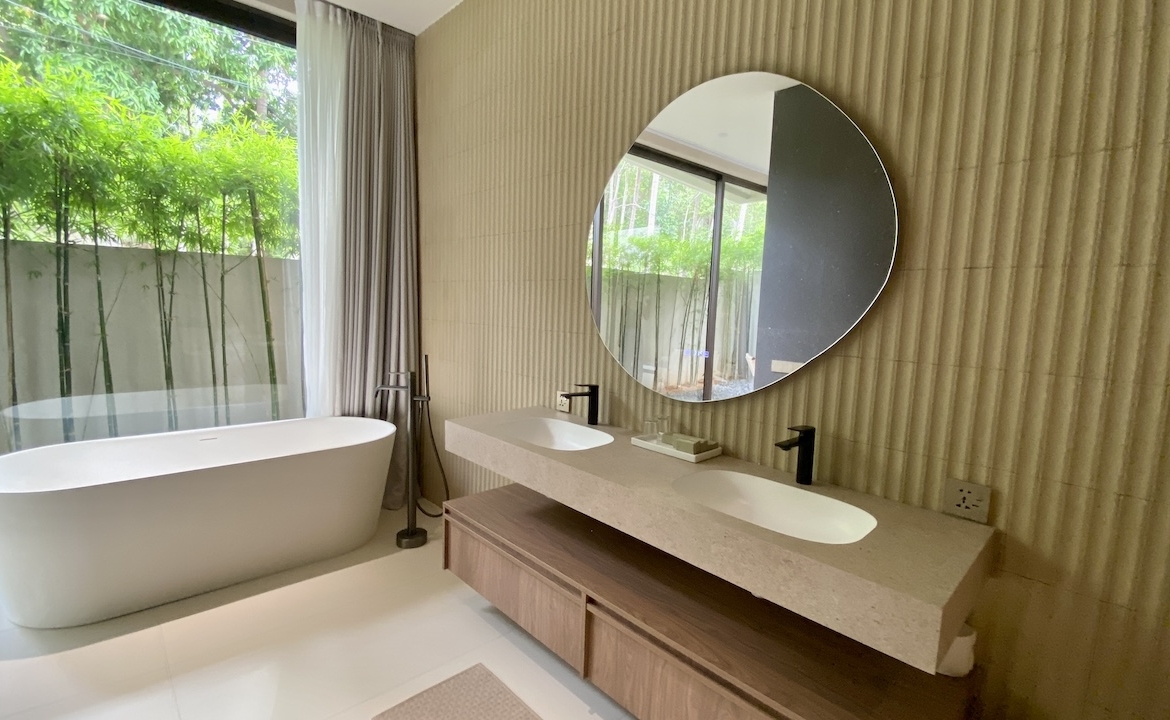 Koh Samui Luxury Pool Villa Bathroom