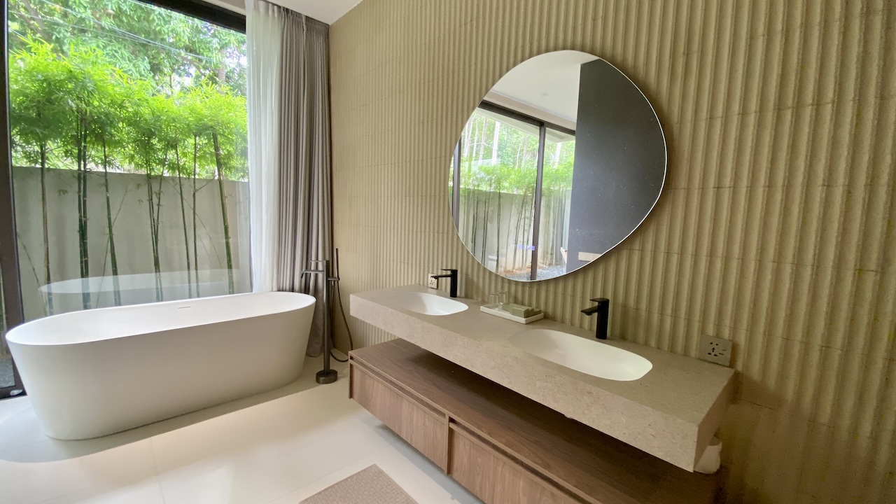 Koh Samui Luxury Pool Villa Koh Samui Luxury Pool Villa Bathroom