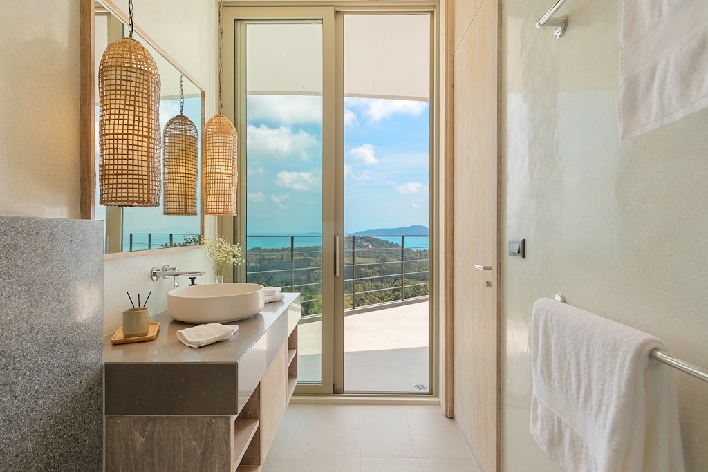 Koh Samui Luxury Property Bathroom 3