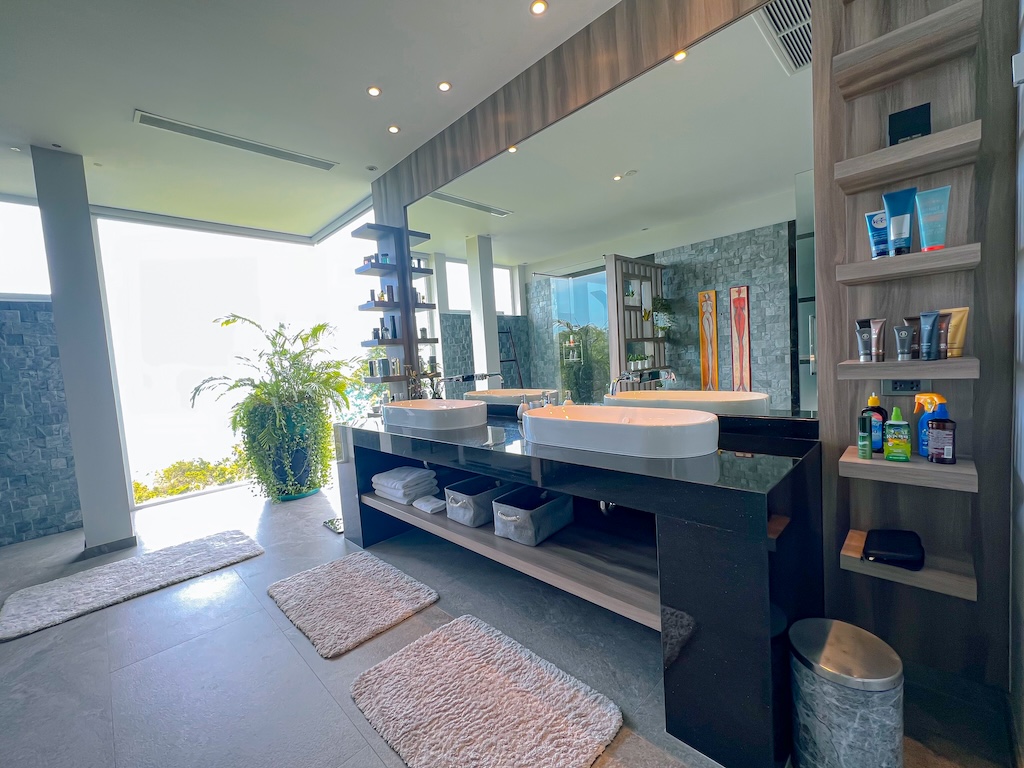 Koh Samui Luxury Sea View Villa Bathroom