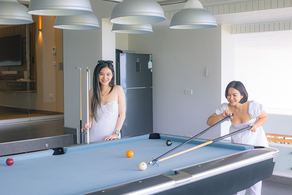 Koh Samui Luxury Sea View Villa Pool Table