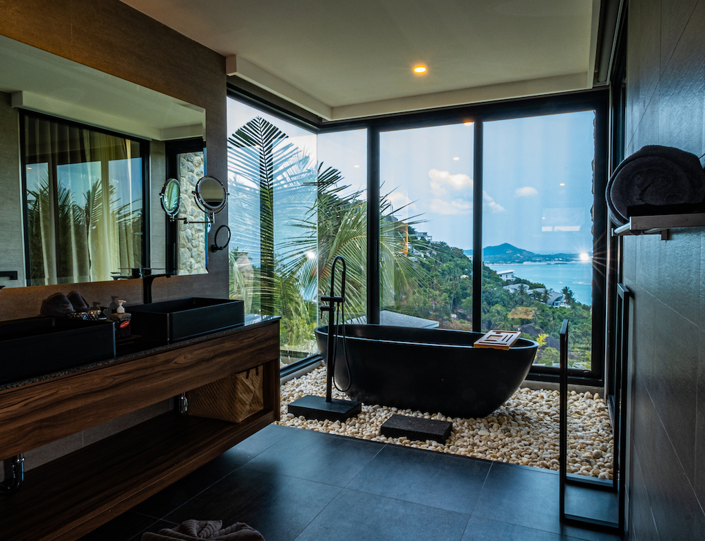 Koh Samui Luxury Villa For Sale Bath