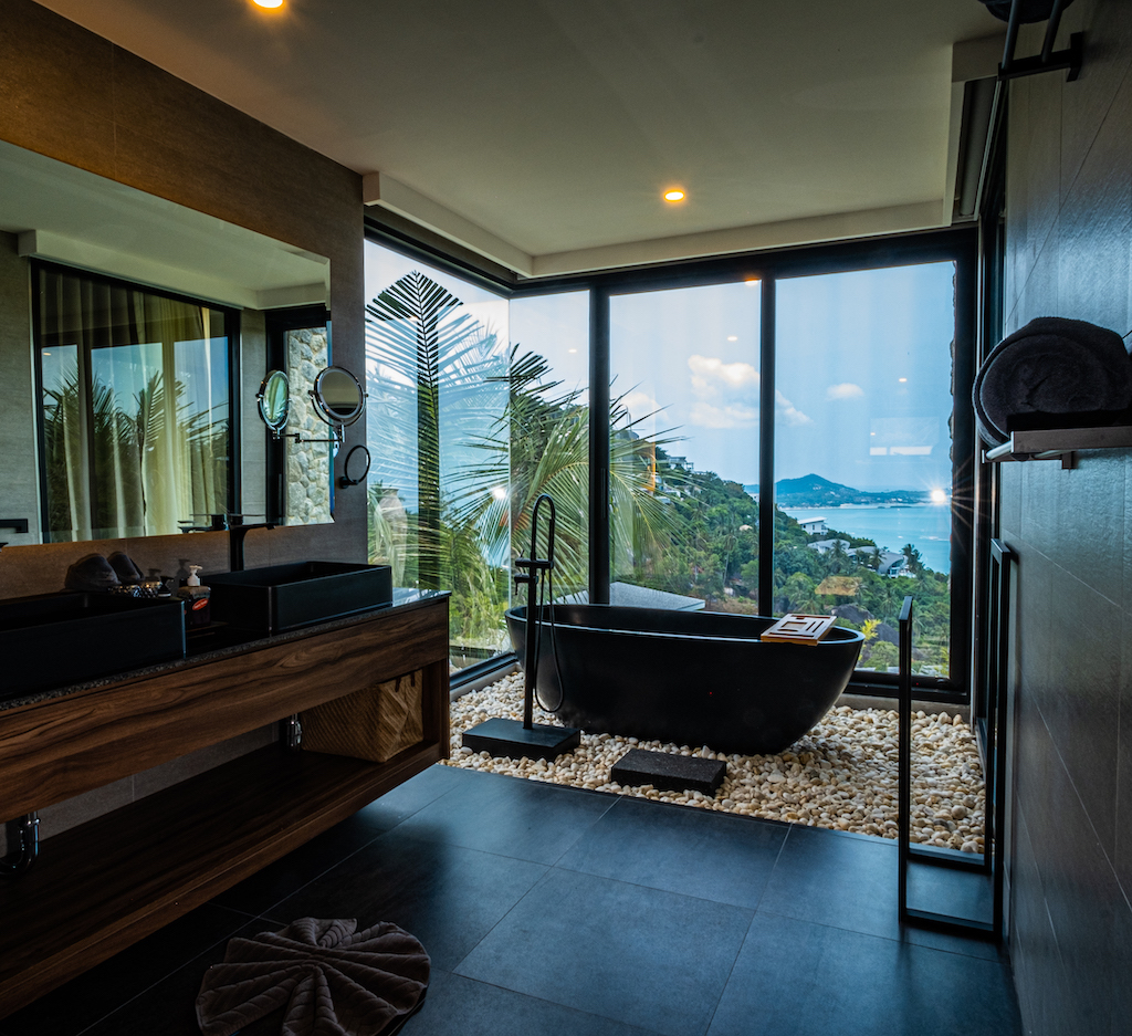 Koh Samui Luxury Villa For Sale Bath