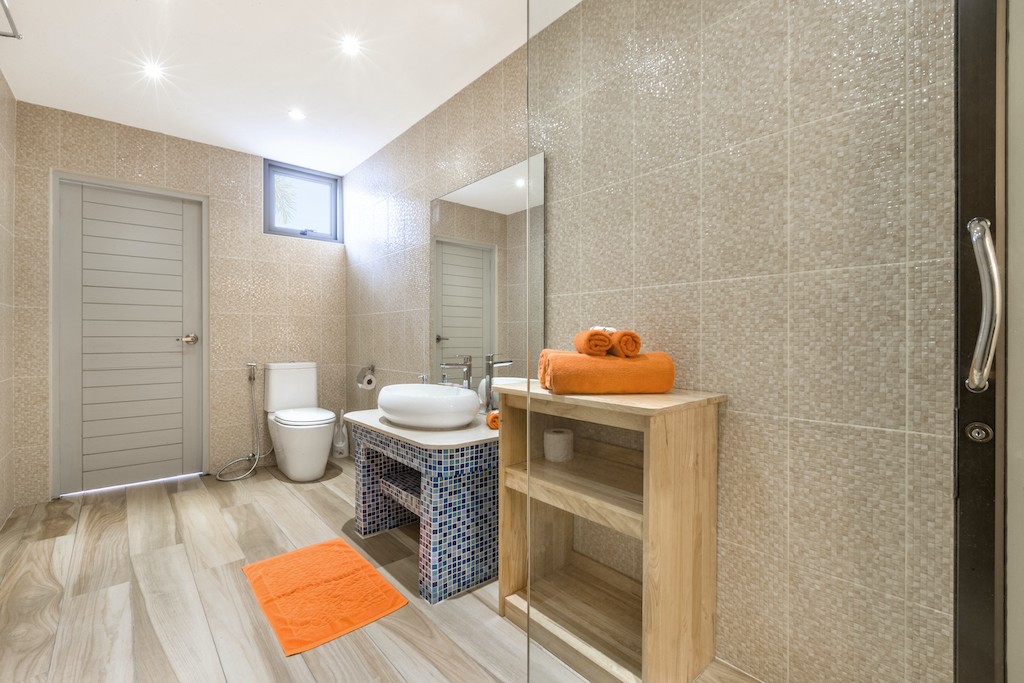 Koh Samui Maenam Property Bathroom