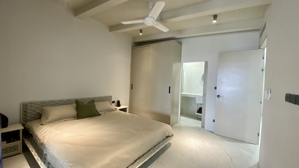 Koh Samui Modern Apartment Bedroom