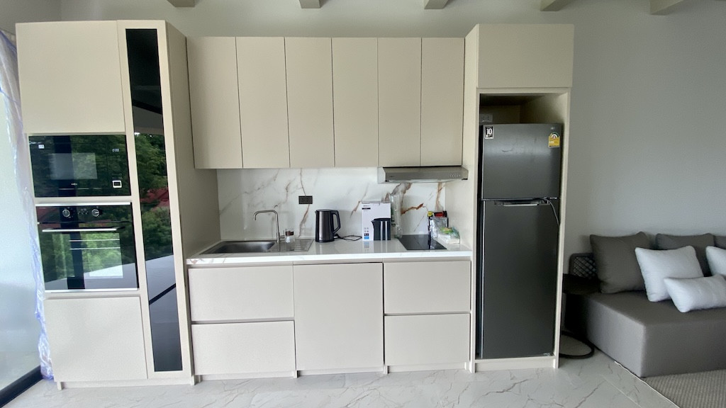 Koh Samui Modern Apartment Kitchen