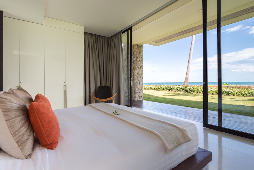 Koh Samui Modern Beachfront Property Bedroom