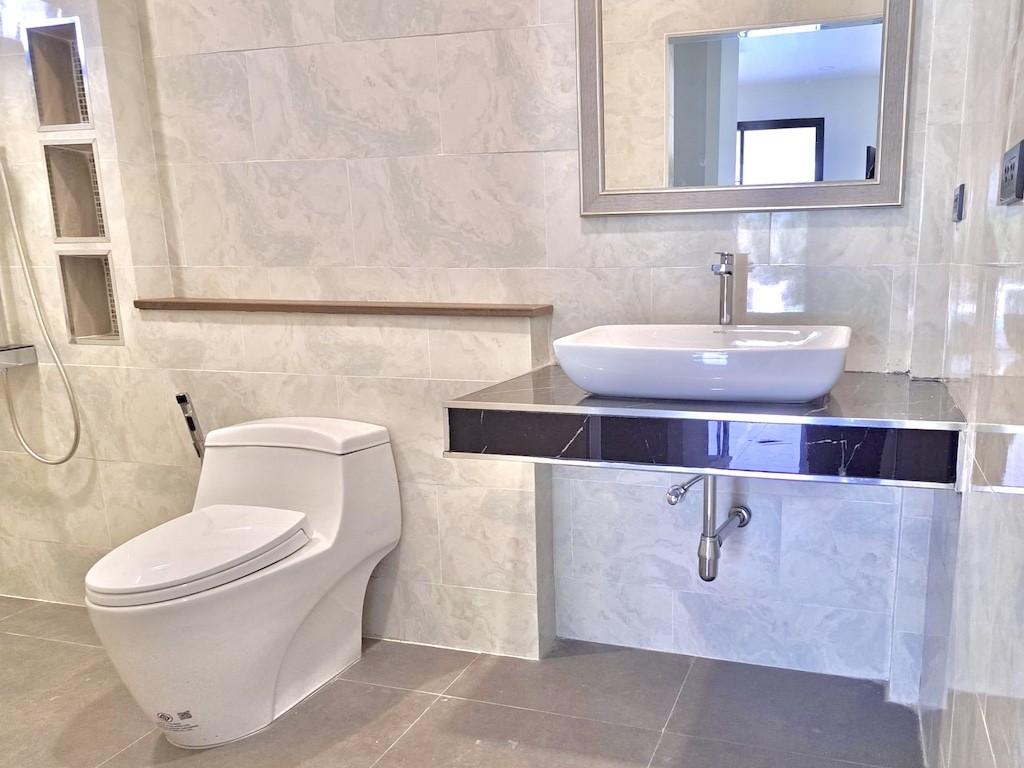 Koh Samui Na Mueang Property Bathroom