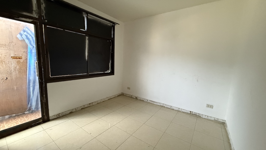 Koh Samui Office Building Room